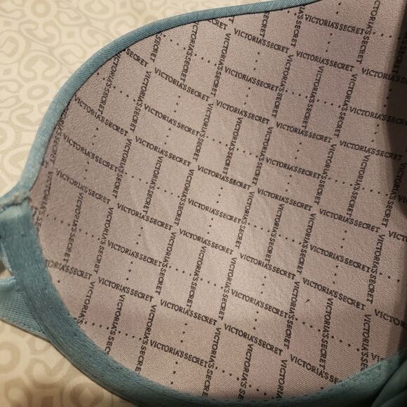 VICTORIAS SECRET PERFECT COVERAGE BLUE BRA 34D - Picture 5 of 8